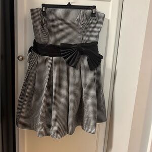 bebe Black and White Strapless Dress